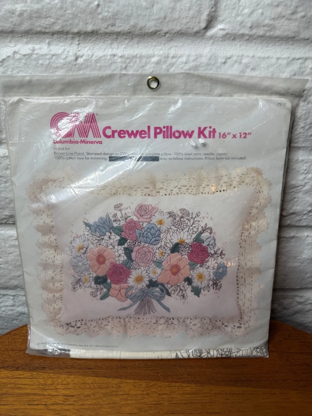 Crewel Floral Needlepoint Pillow Kit Complete Columbia-Minerva 16” x 12”